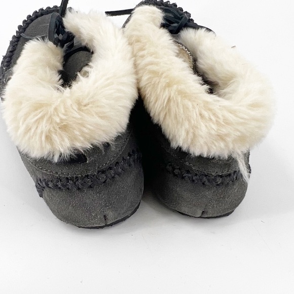 ✅ Minnetonka Chrissy Slipper Bootie | Color Grey SIZE 5 - Picture 6 of 9